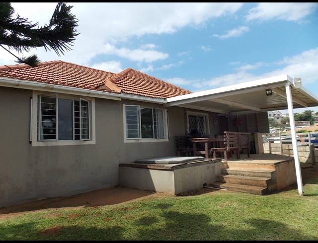 3 BEDROOM HOUSE FOR SALE IN BLUFF